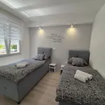 Larissa Apartman